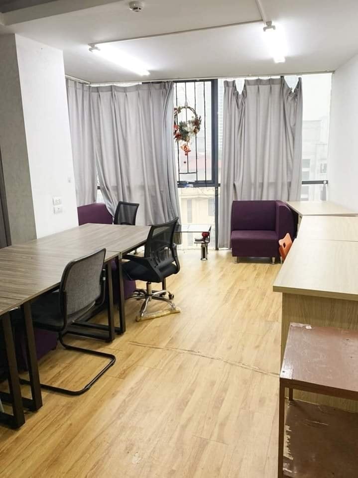 Cho thuê biệt thự Mỹ Đình 1: 145m2, 4 tầng, MT 8m, 30tr - View thoáng, thiết kế hiện đại