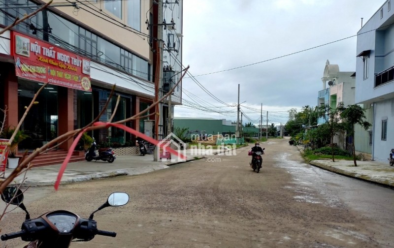 CHÍNH CHỦ BÁN LÔ ĐẤT GÓC ĐẸP TRUNG TÂM DIÊU TRÌ –khu đường TRẦN BÁ