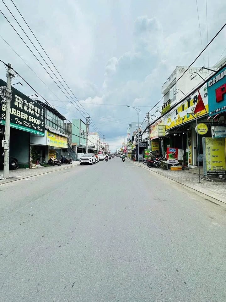 Cho thuê nhà mặt tiền Trần Nam Phú, kinh doanh đa ngành nghề, gần Bách Hóa Xanh