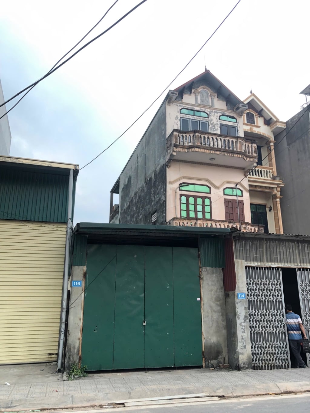 Bán gấp nhà 149m2 Tam Hiệp (Hát Môn) - 2 ô tô tránh, sổ đỏ chính chủ