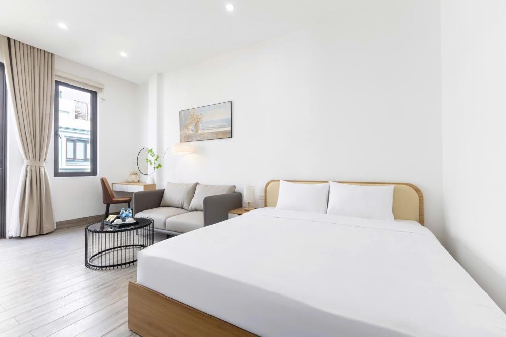 Bán gấp khách sạn 8 tầng Cầu Giấy, Doãn Kế Thiện - Vị trí đắc địa, kinh doanh tốt