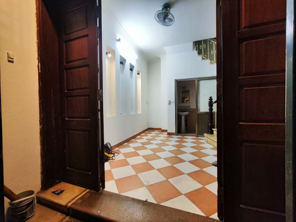Nhà riêng 4 tầng phố Cửa Bắc, Ba Đình - 9 triệu/tháng, full nội thất, gần phố, ngõ thoáng