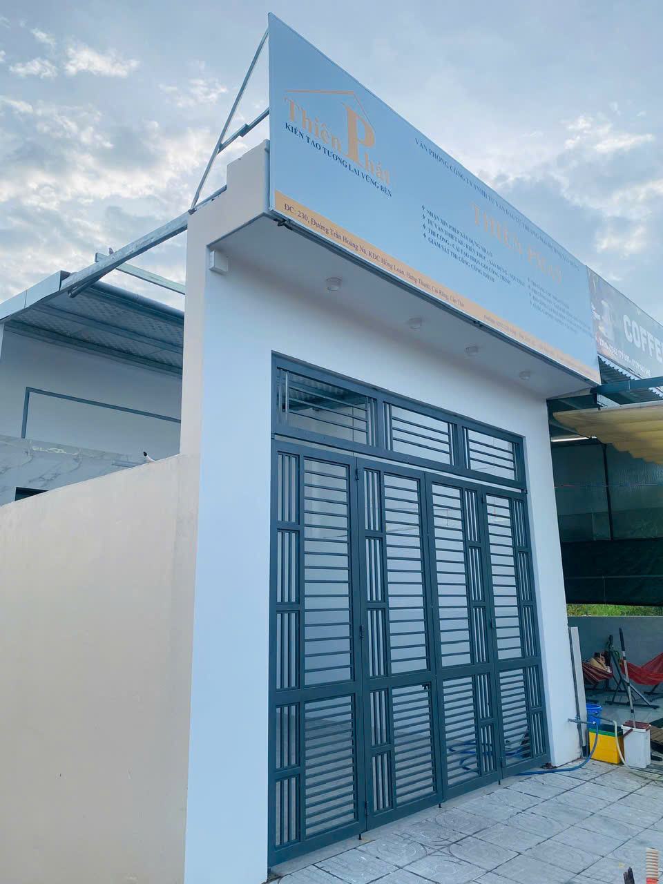 Cho thuê nhà mặt tiền Trần Hoàng Na, KDC Hồng Loan - 9 Triệu/Tháng